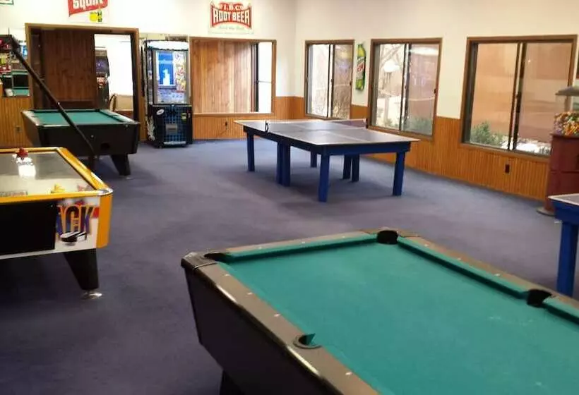 Village West Resort &