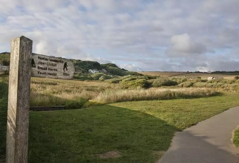 Yha Broad Haven   Hostel
