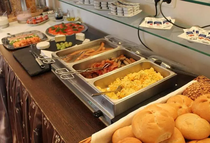 בית מלון כפרי Am Schloss Biebrich