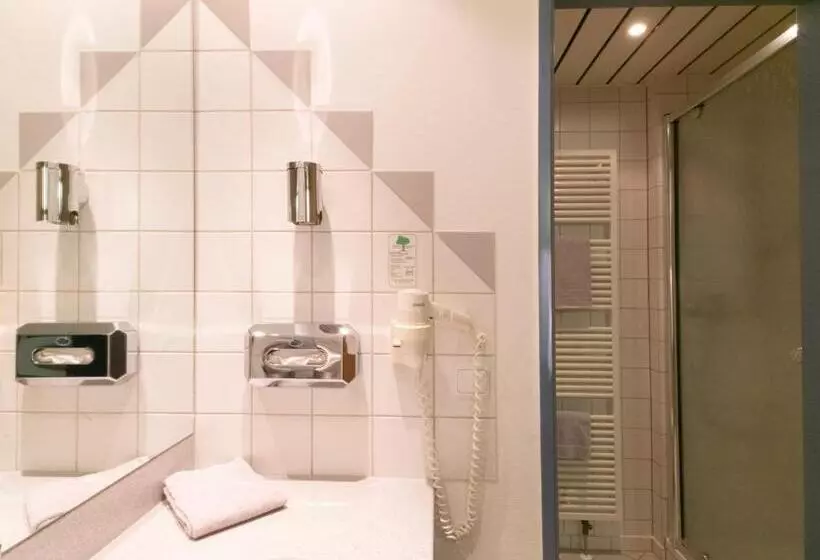 Отель Am Stadtpark