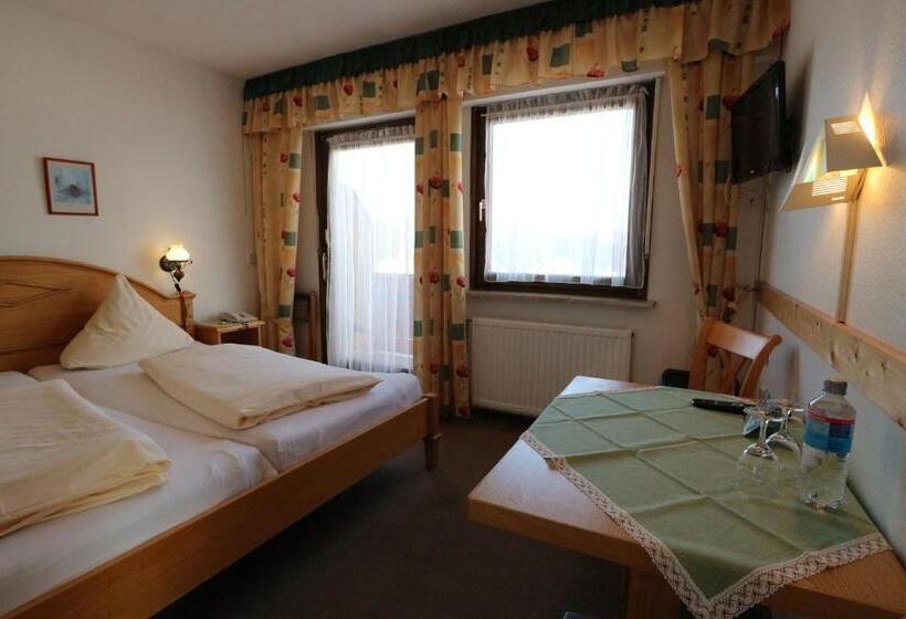 Hotel Dachsberger Hof