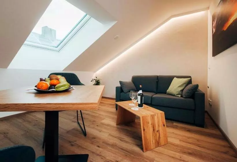 ホテル Drei König