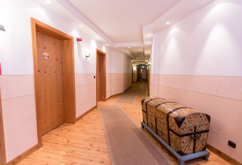 Отель Fränkischer Hof