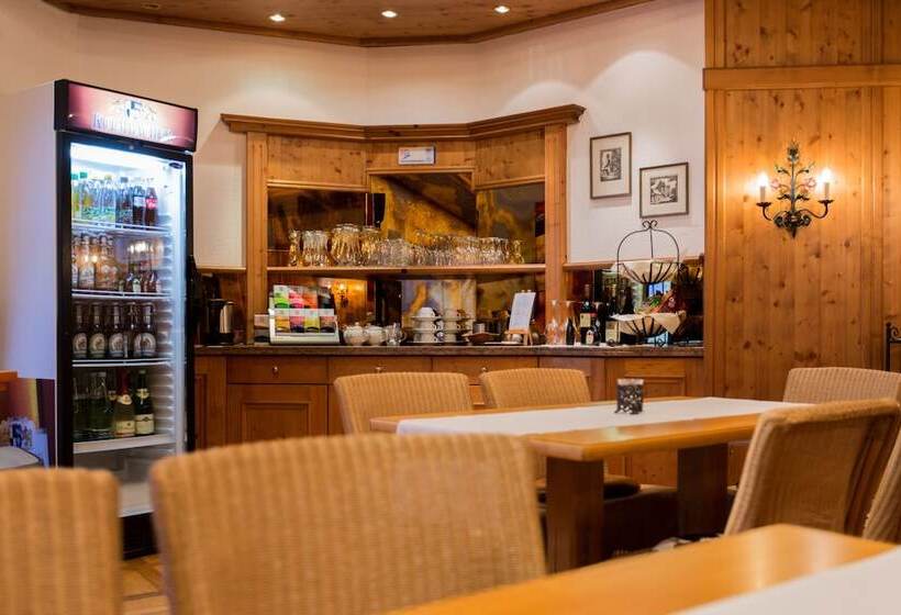 Отель Fränkischer Hof