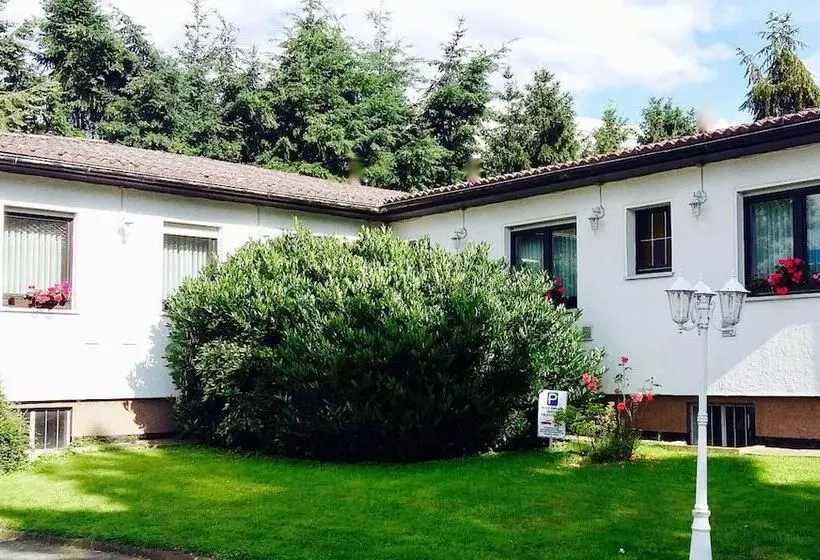 בית מלון כפרי Froschkönig