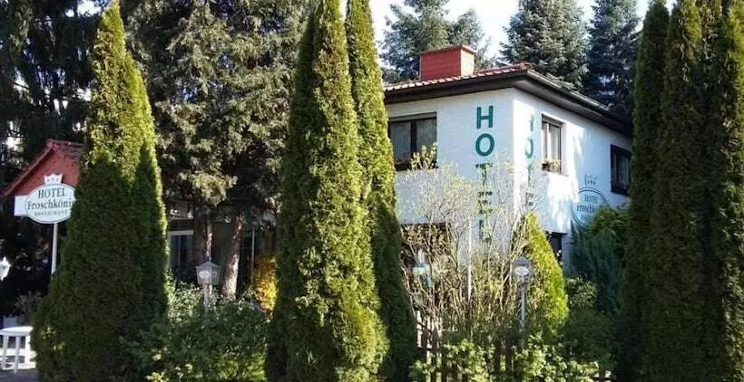 בית מלון כפרי Froschkönig