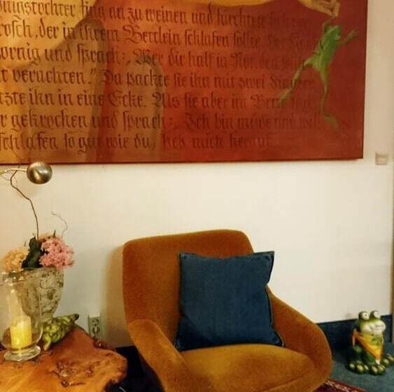 ホテル Froschkönig