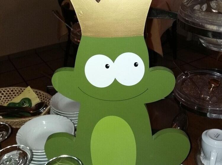 ホテル Froschkönig