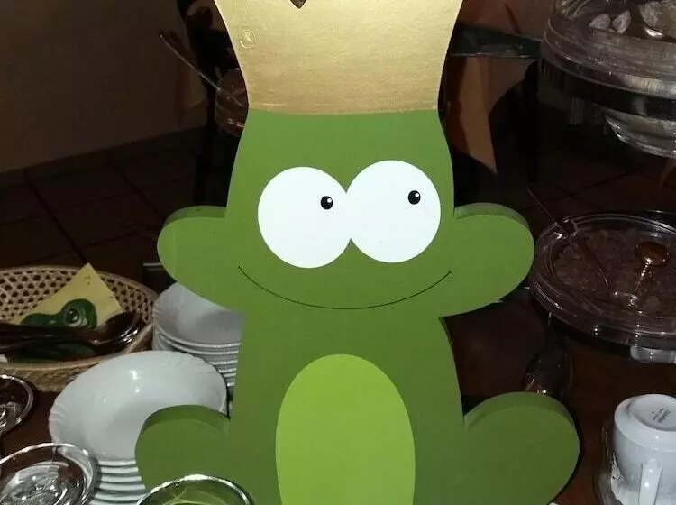 בית מלון כפרי Froschkönig