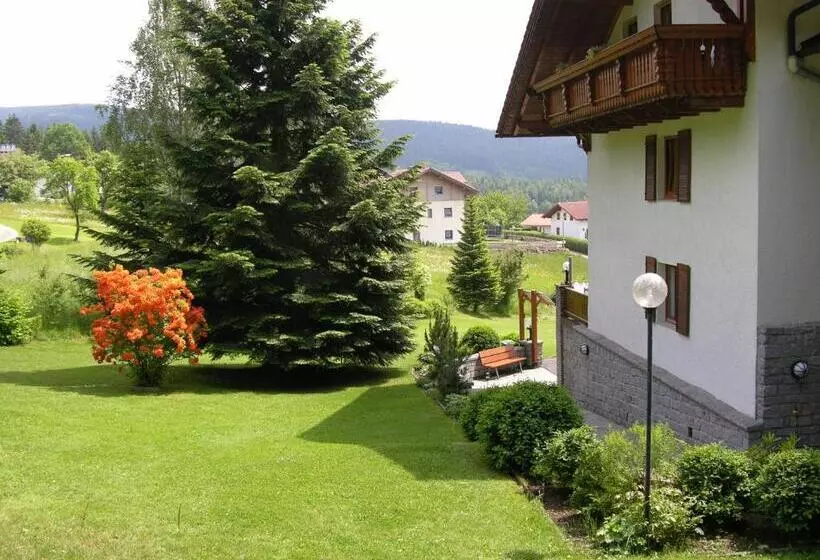 Garnihotel   Arberblick