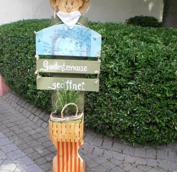 בית מלון כפרי Gasthof Löwen Gmbh