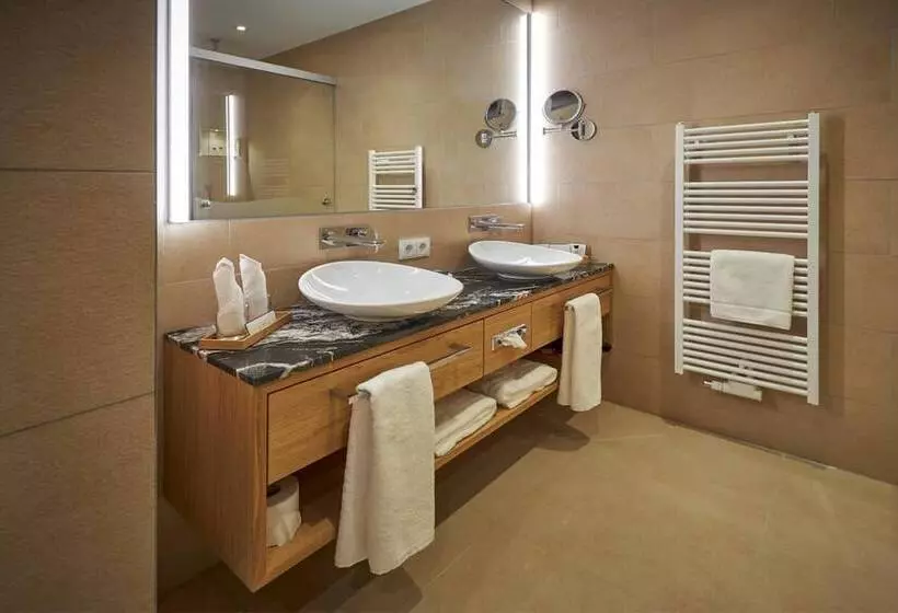 Inselhotel Vierjahreszeiten