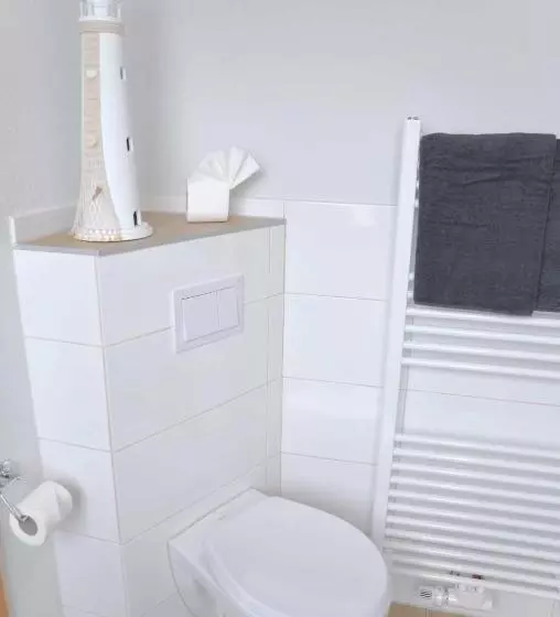 هتل Neptuns Ankerplatz & Zur Seerobbe