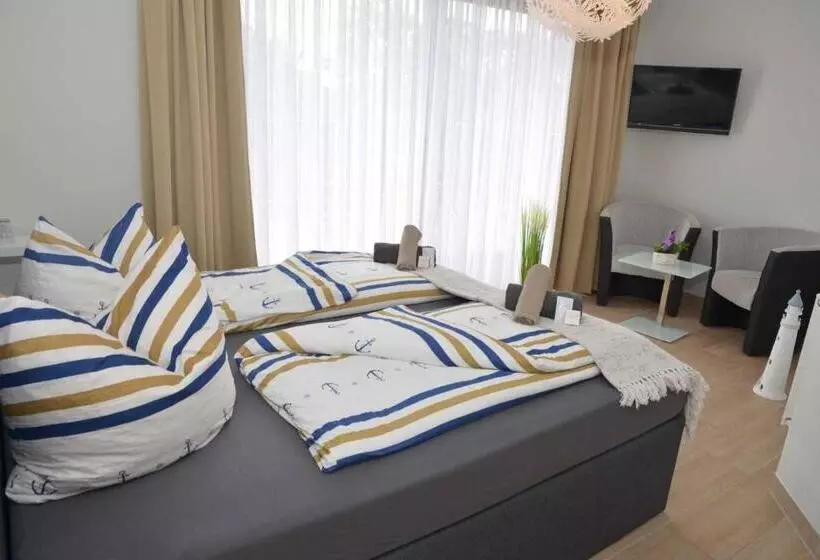 هتل Neptuns Ankerplatz & Zur Seerobbe