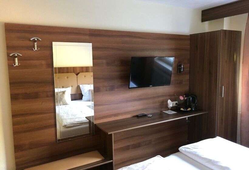 בית מלון כפרי Post