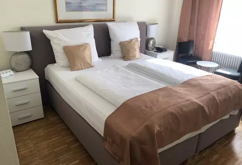 בית מלון כפרי Post