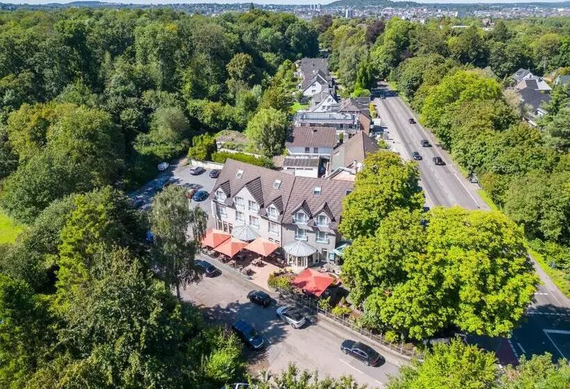 هتل Restaurant Bismarckturm