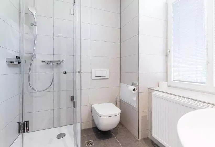 هتل Restaurant Bismarckturm