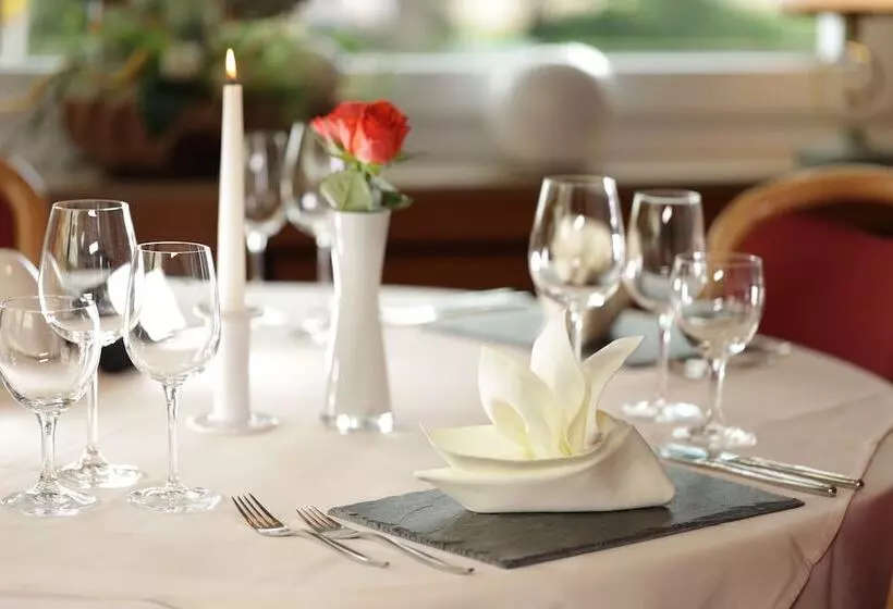 Отель Restaurant Fischer