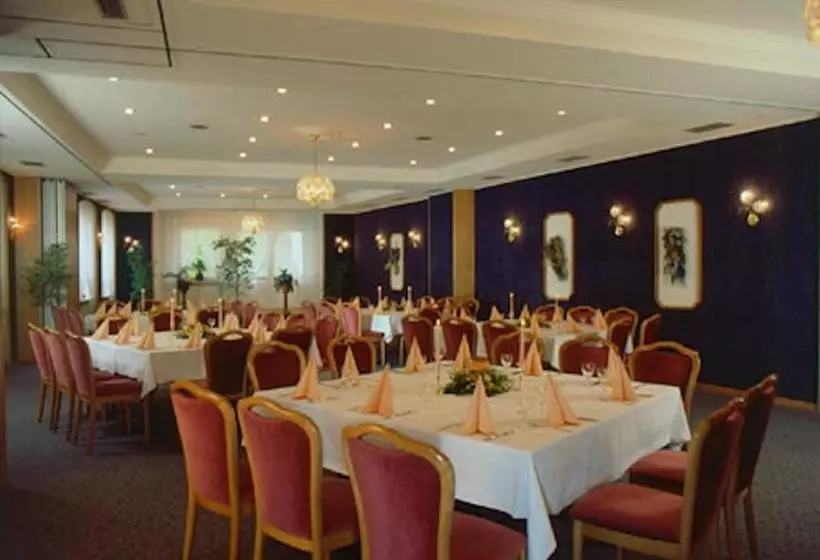 فندق Zum Alten Brauhaus