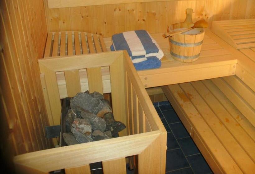 בית מלון כפרי Zum Rosenbachschen Löwen