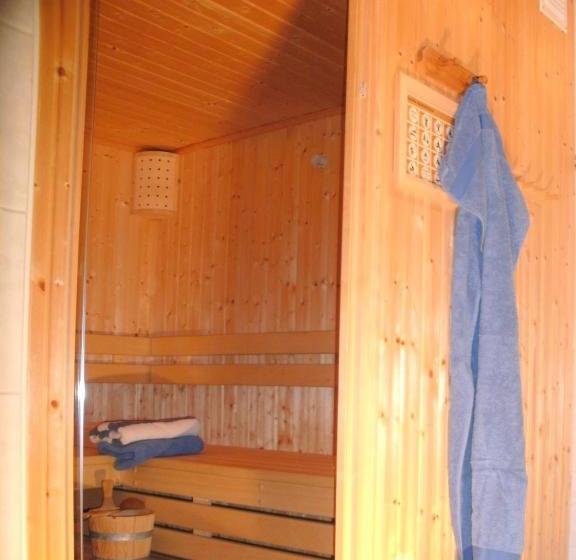 בית מלון כפרי Zum Rosenbachschen Löwen