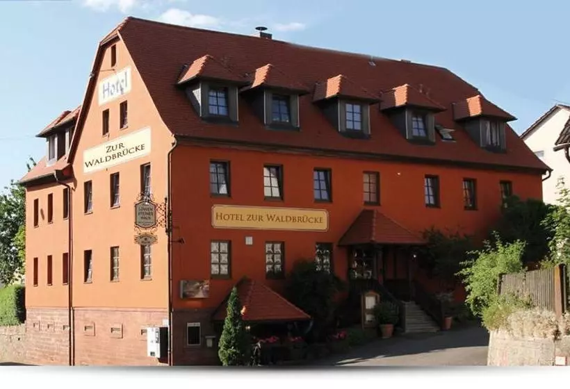 Отель Zur Waldbrücke