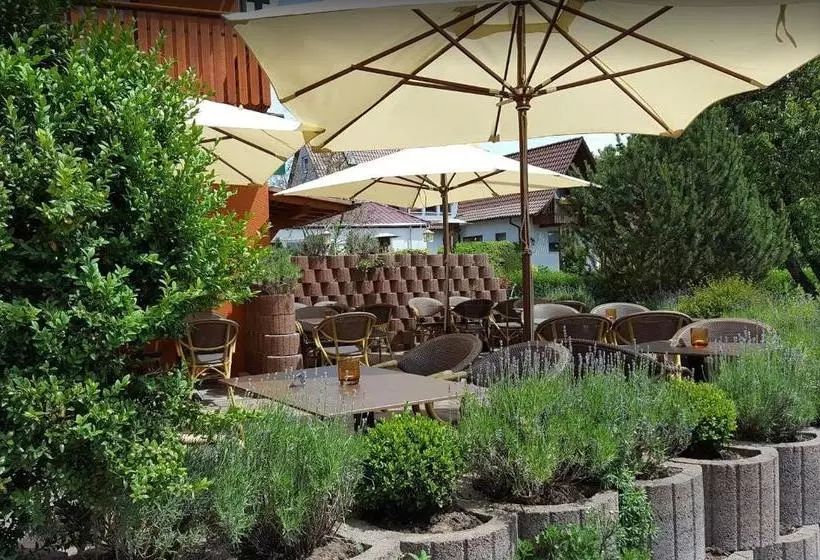 Отель Zur Waldbrücke