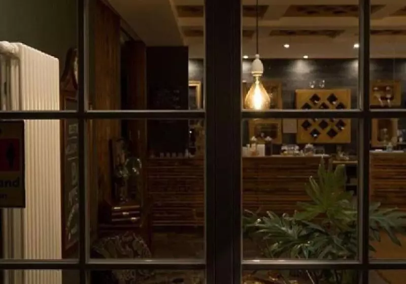 ペンション Berghotel Und Restaurant Kräuter Chalet