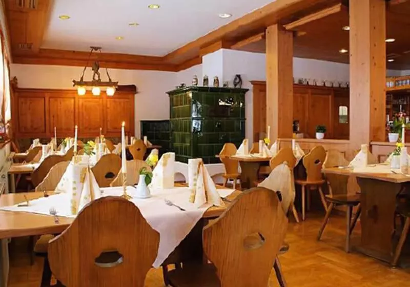 ペンション Berghotel Und Restaurant Kräuter Chalet