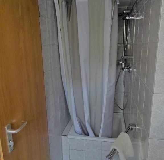 Alb Hotel Schalksburg