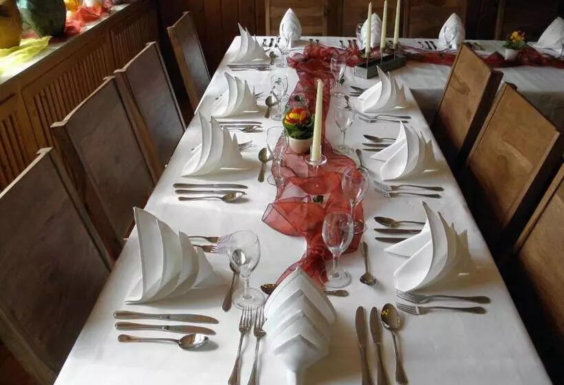 Alb Hotel Schalksburg