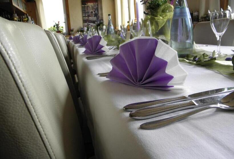 Alb Hotel Schalksburg