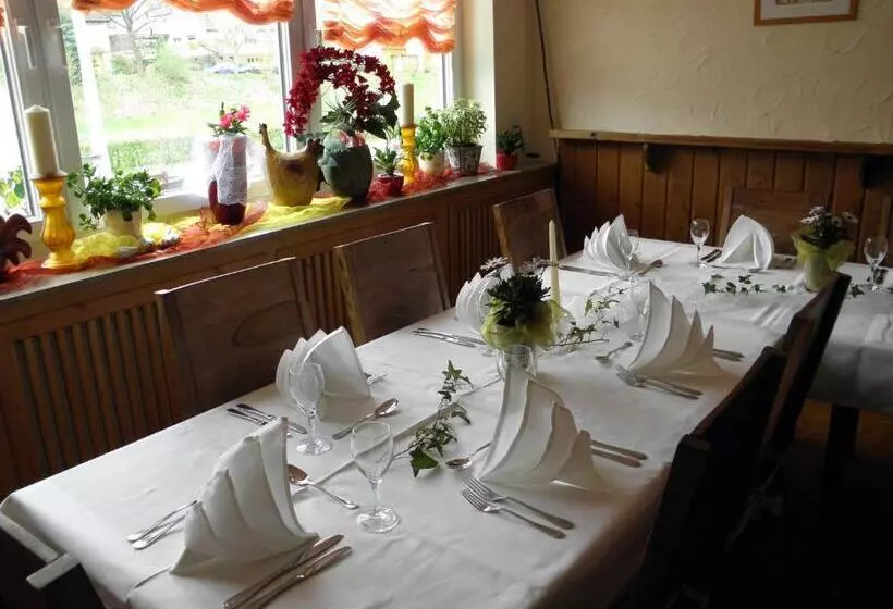 Alb Hotel Schalksburg