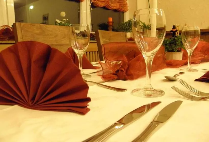 Alb Hotel Schalksburg