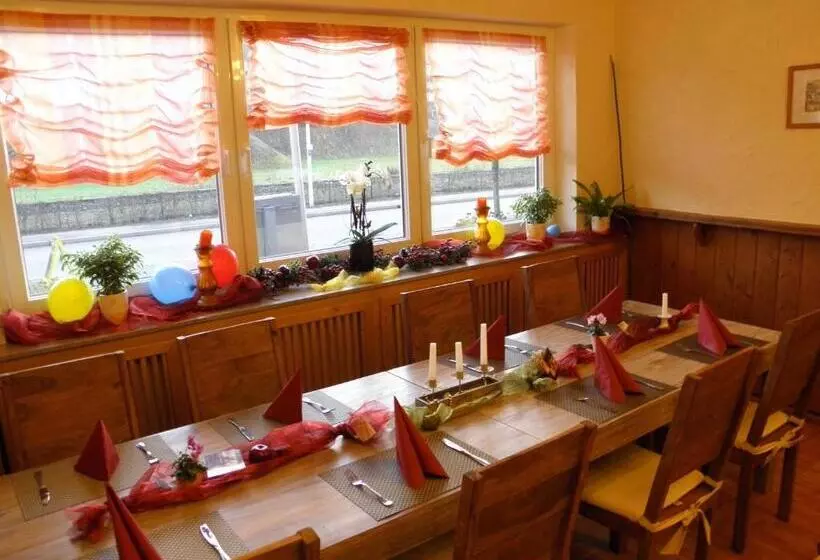 Alb Hotel Schalksburg