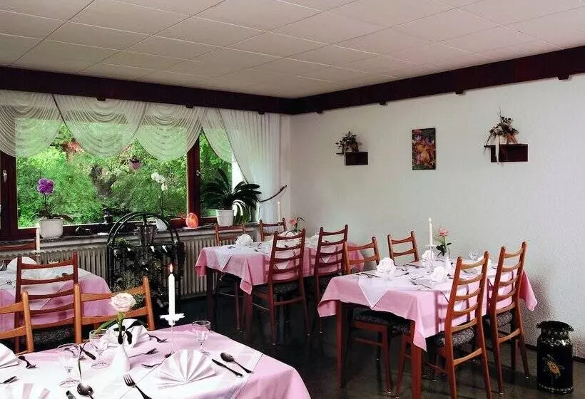 مبيت وإفطار Pension Burk