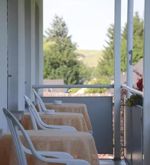 مبيت وإفطار Pension Burk