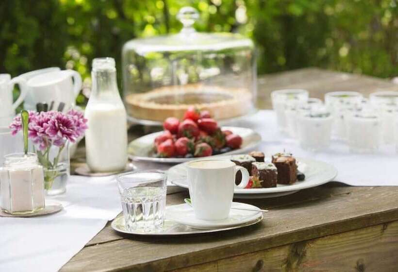 Hotel Alter Wirt Gmbh In Grünwald