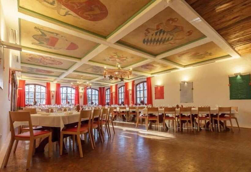 Hotel Alter Wirt Gmbh In Grünwald