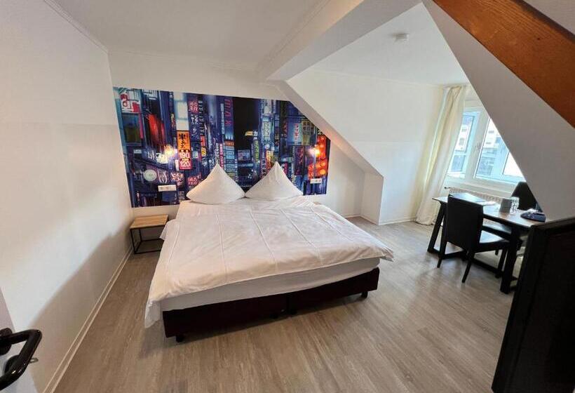 ホテル Bitzer Backnang