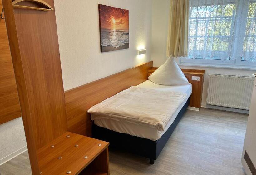 ホテル Bitzer Backnang