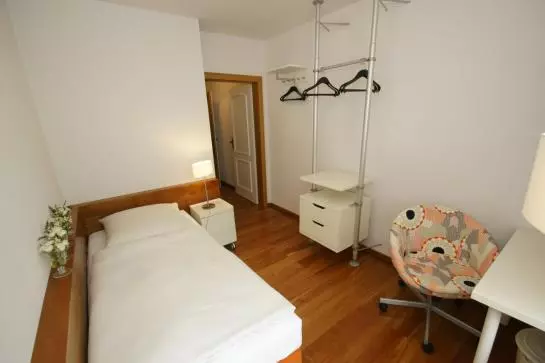 پانسیون Landgasthaus Akazienhof