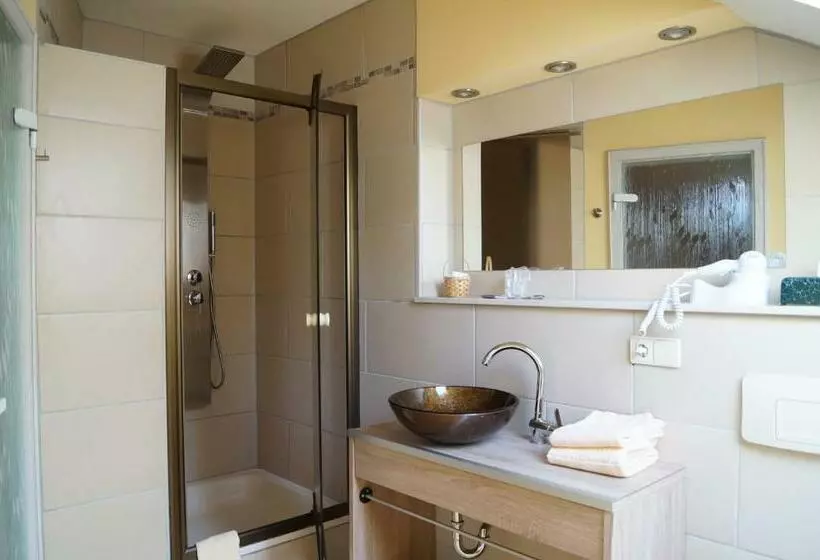 Отель Postkeller