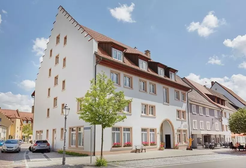 Отель Restaurant Lindenhof