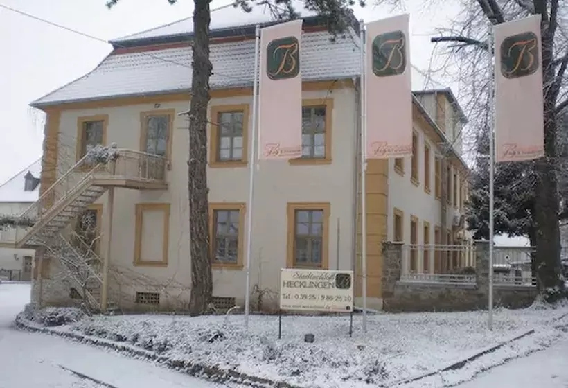 هتل Stadtschloß Hecklingen