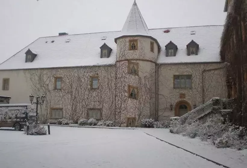 هتل Stadtschloß Hecklingen