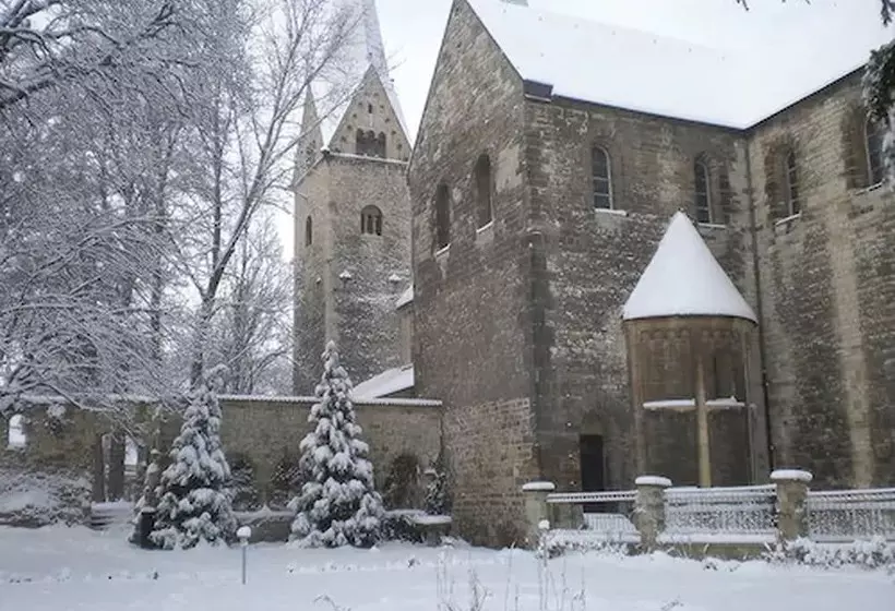 هتل Stadtschloß Hecklingen