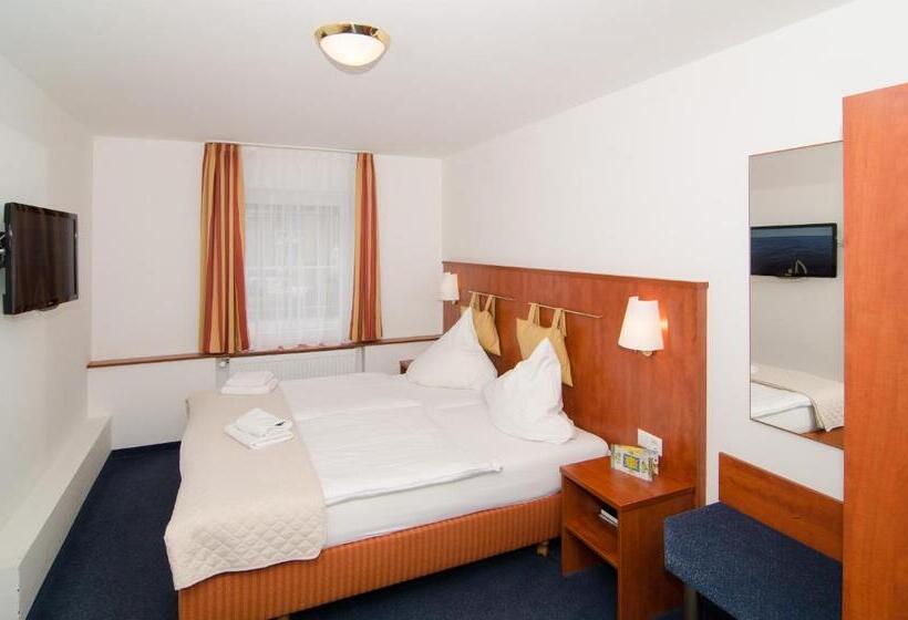 Отель Restaurant Taormina