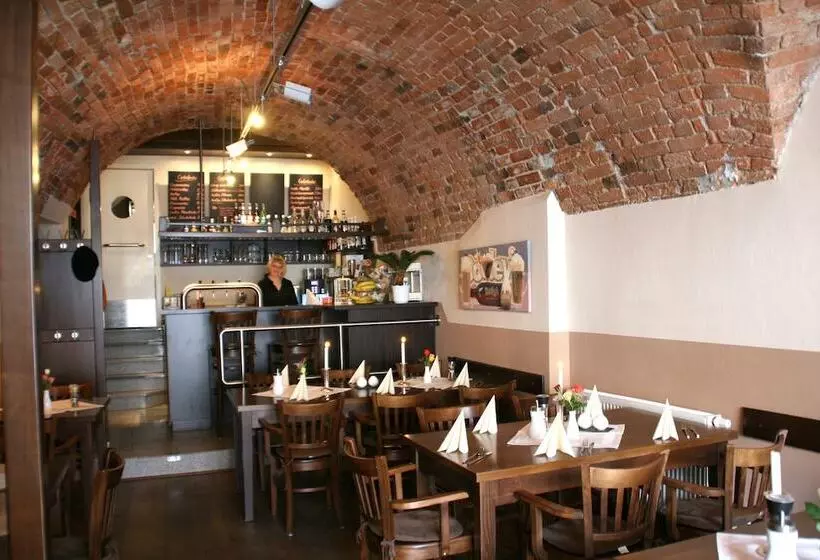 Отель Zittauer Hof